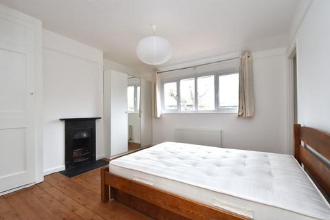 3 bedroom semi-detached house to rent - Brockill Crescent, Brockley