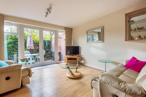 80 Cliddesden Road, Basingstoke, RG21 3ER