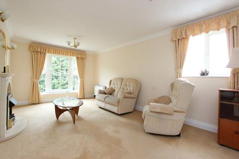 2 bedroom apartment for sale - Bolters Lane, Banstead