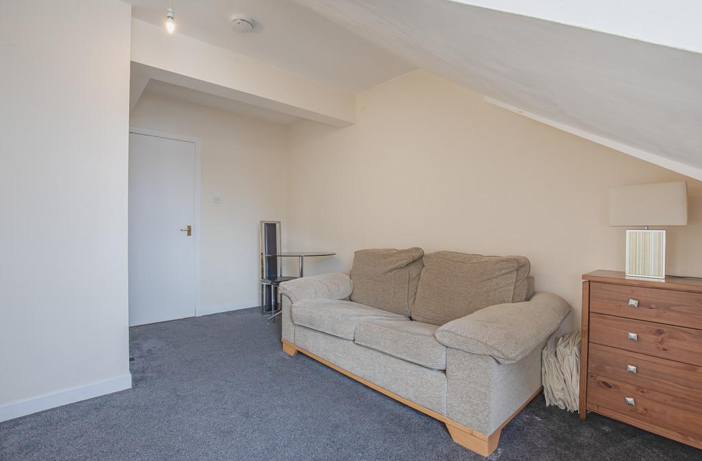 Livingroom Angle2 (3)