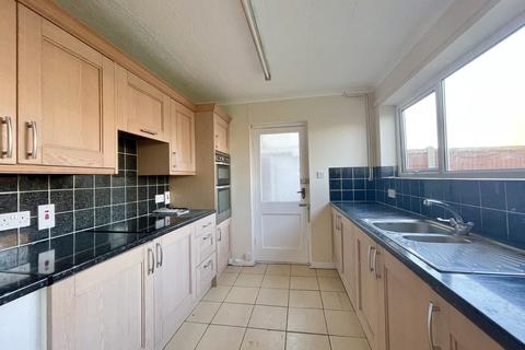 2 bedroom detached bungalow for sale - Westerley Way, Caister-On-Sea
