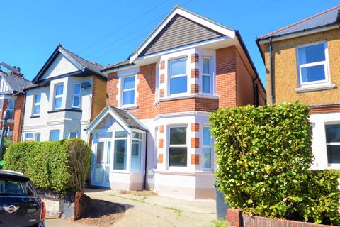 5 bedroom detached house to rent - Heathwood Road, Bournemouth