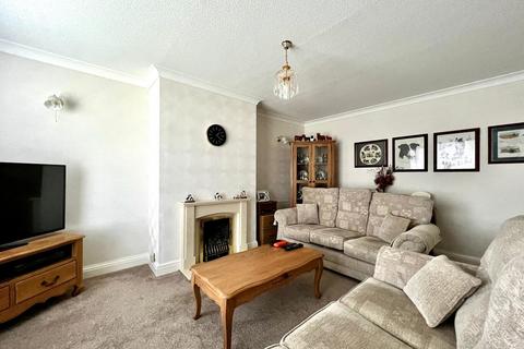 2 Coldyhill Crescent, Scarborough, YO12 6SH