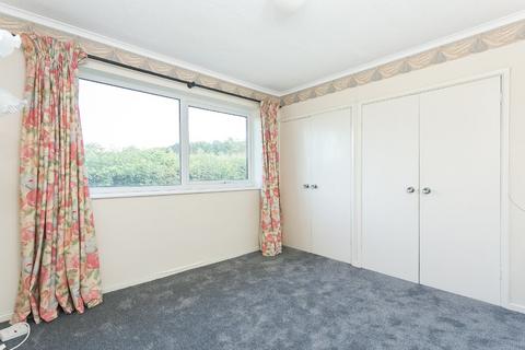 2 bedroom flat to rent, Amersham, Buckinghamshire