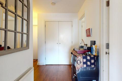 2 bedroom apartment to rent - London Road, Mitcham