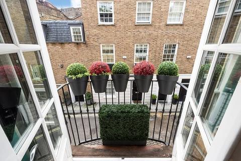 3 bedroom townhouse for sale, Shillibeer Place, London W1H