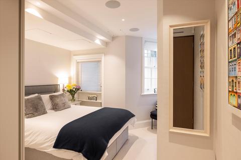 2 bedroom flat for sale - Rutland Gardens, London, SW7