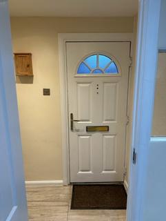 3 bedroom terraced house to rent, St. Clements Drive, Salford M5