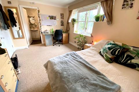 6 bedroom terraced house to rent - Tyndalls Park Mews, St Michaels Hill