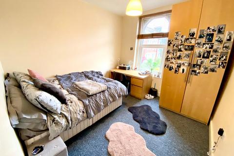 6 bedroom terraced house to rent - Lansdown Road, Redland