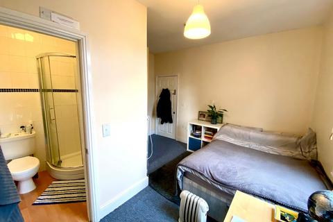 6 bedroom terraced house to rent - Lansdown Road, Redland