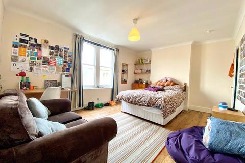 5 bedroom terraced house to rent, Student Property, Stanley Road
