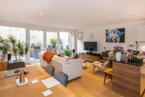 2 bedroom apartment for sale, St. Julian's Avenue, St. Peter Port, Guernsey