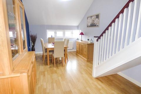 2 bedroom flat for sale, The Leas, Whitley Bay, Tyne and Wear, NE25 9NB