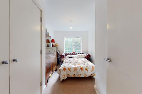 2 bedroom flat to rent - London Road