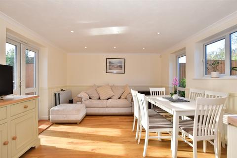 3 bedroom detached bungalow for sale - Long Green, Chigwell, Essex