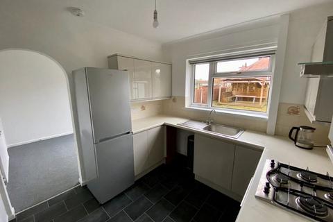 3 bedroom end of terrace house to rent - Capesthorne Road, Crewe, Cheshire, CW2