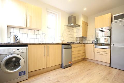 2 bedroom flat to rent - Chesser Grove, Chesser, Edinburgh, EH14