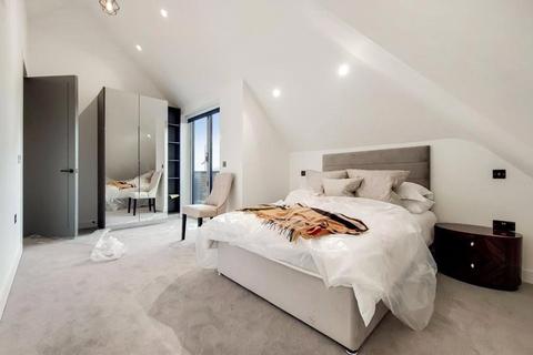 2 bedroom penthouse for sale - Oak Avenue, Enfield, EN2