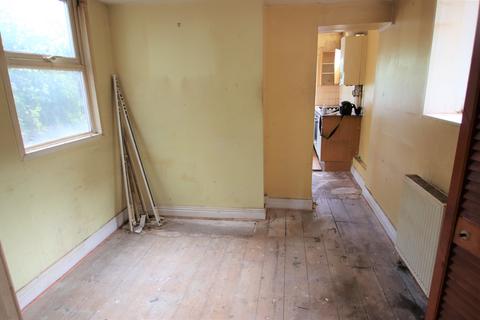 4 bedroom end of terrace house for sale - 38, Jubilee Road, Weston-Super-Mare, North Somerset BS23 3AN