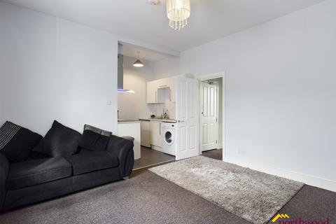 1 bedroom flat to rent - Susans Road, Eastbourne, BN21