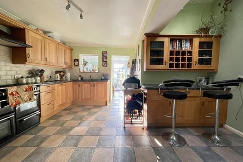 40 Buller Road, Exeter, EX4 1BJ