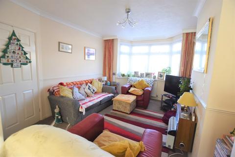 3 bedroom semi-detached house for sale - Briar Road, Watford