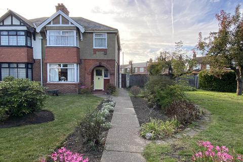 3 bedroom semi-detached house for sale - Beatty Road, Great Yarmouth