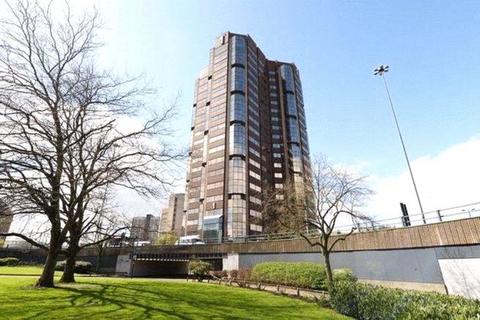 2 bedroom flat to rent, Metropolitan House, 1 Hagley Road, Birmingham, B16