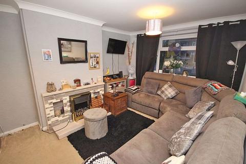 8 Nelson Way, Grimsby, DN34 5RD