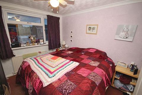 8 Nelson Way, Grimsby, DN34 5RD