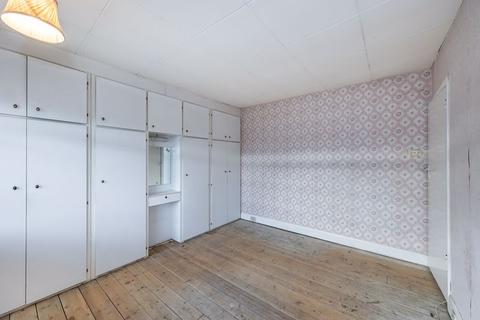 22 Raeburn Road, Sidcup, DA15 8RB