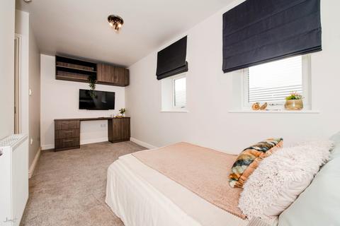 6 bedroom house share to rent - Highfield Road, Salford,