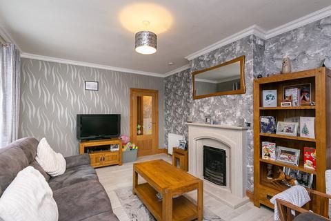 3 bedroom semi-detached house for sale - Ulverston Terrace, Kirkton, Dundee, DD3