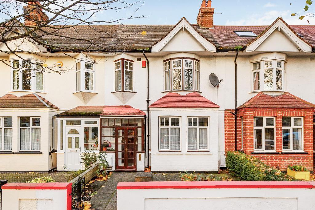 Boston Manor Road, Brentford, Middlesex, TW8 9LF 3 bed terraced house