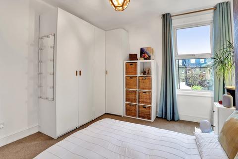 12a Westfield Road, London, W13 9JR