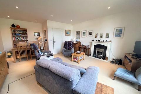 15 Brunel Quays, Lostwithiel, PL22 0JB