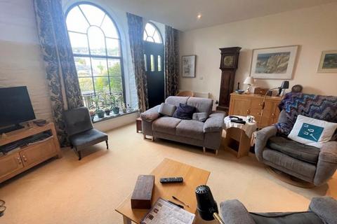 15 Brunel Quays, Lostwithiel, PL22 0JB