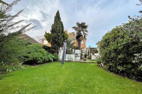 47 The Strand, Goring By Sea, Worthing, BN12 6DL