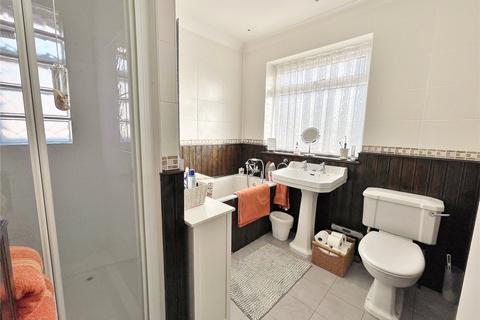47 The Strand, Goring By Sea, Worthing, BN12 6DL