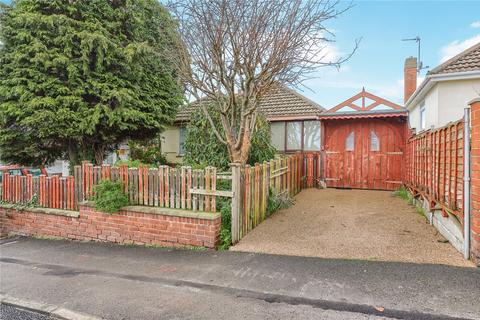 3 bedroom bungalow for sale - Longbank Road, Ormesby