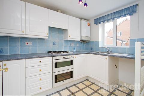 2 bedroom semi-detached house to rent - Festival Close, Stoke On Trent, Staffordshire, ST6