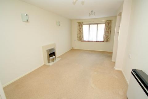 2 bedroom retirement property for sale, Berryscroft Road, Staines-upon-Thames, TW18