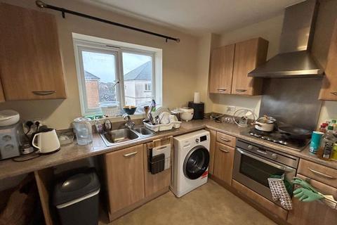 2 bedroom flat to rent, Hornbeam Close, Bristol
