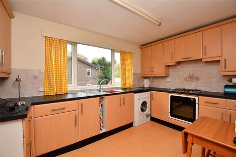 5 Grovewood, Leeds, LS6 4AD