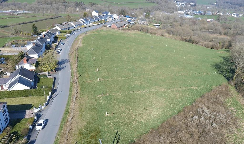 Heol Y Dderwen, Pontwelli, Llandysul Plot £90,000