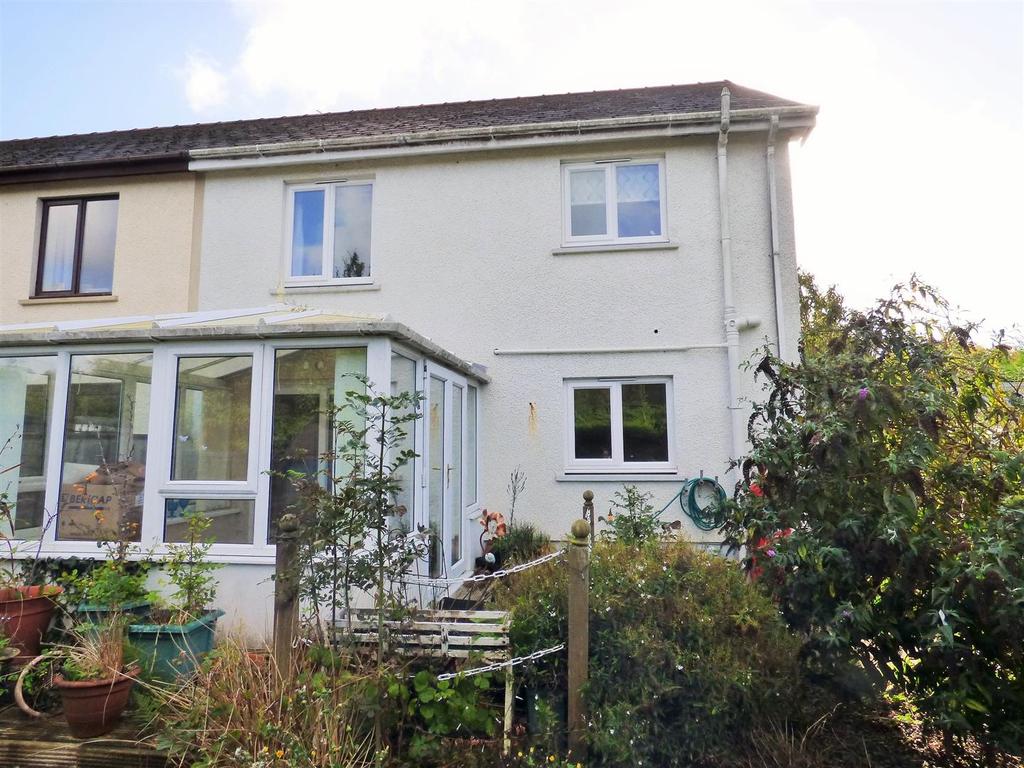 Broadway, Laugharne, Carmarthen 3 bed house £220,000