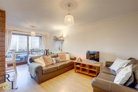 2 bedroom flat for sale - Fox Road, West Bridgford, Nottingham