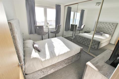 2 bedroom apartment to rent - Eastern Esplanade, Southend On Sea