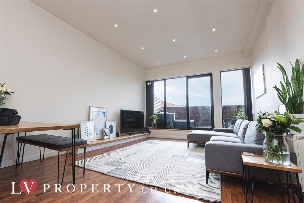 Amazon Lofts Penthouse, Jewellery Quarter 2 bed apartment £290,000